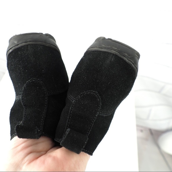 Lands End 7 black suede lace-up booties - Picture 9 of 10